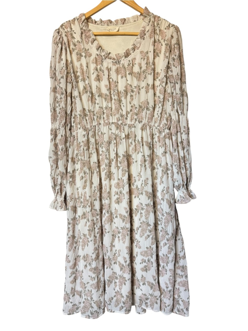Orange Creek Soft and feminine floral midi dress LARGE